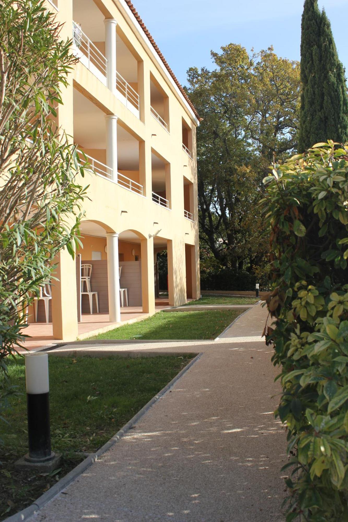 The Originals City, Hotel Cote Sud, Marseille Est Allauch Ngoại thất bức ảnh